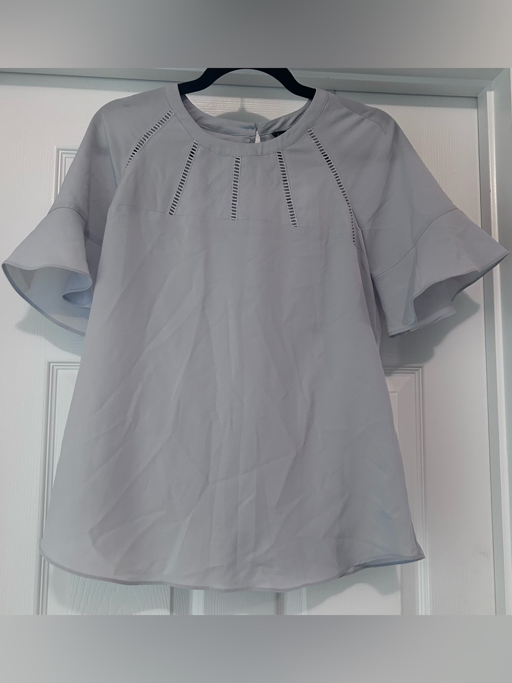 Banana Republic NWT Women’s Size Small Concerto Blue Blouse Shirt Bell Sleeves